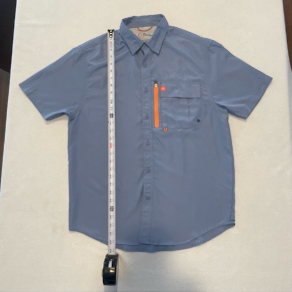 The American Outdoorsman, Men's Blue Short Sleeve polo, medium - Picture 2 of 6